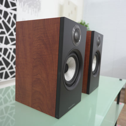 【中古品 B-ランク】607 S2AE B&W