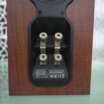 【中古品 B-ランク】607 S2AE B&W